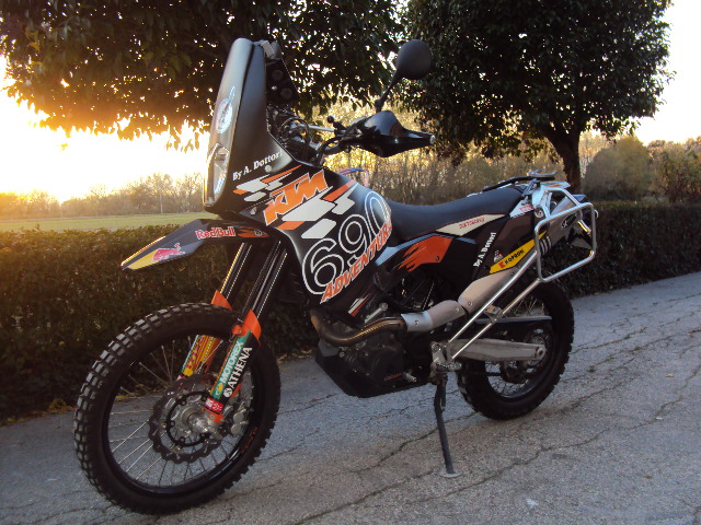 ktm raid